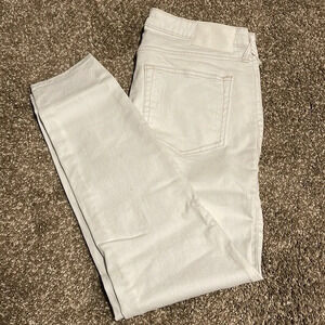 True Religion Mid Rise Super Skinny stretchy size 32 white (Read description)